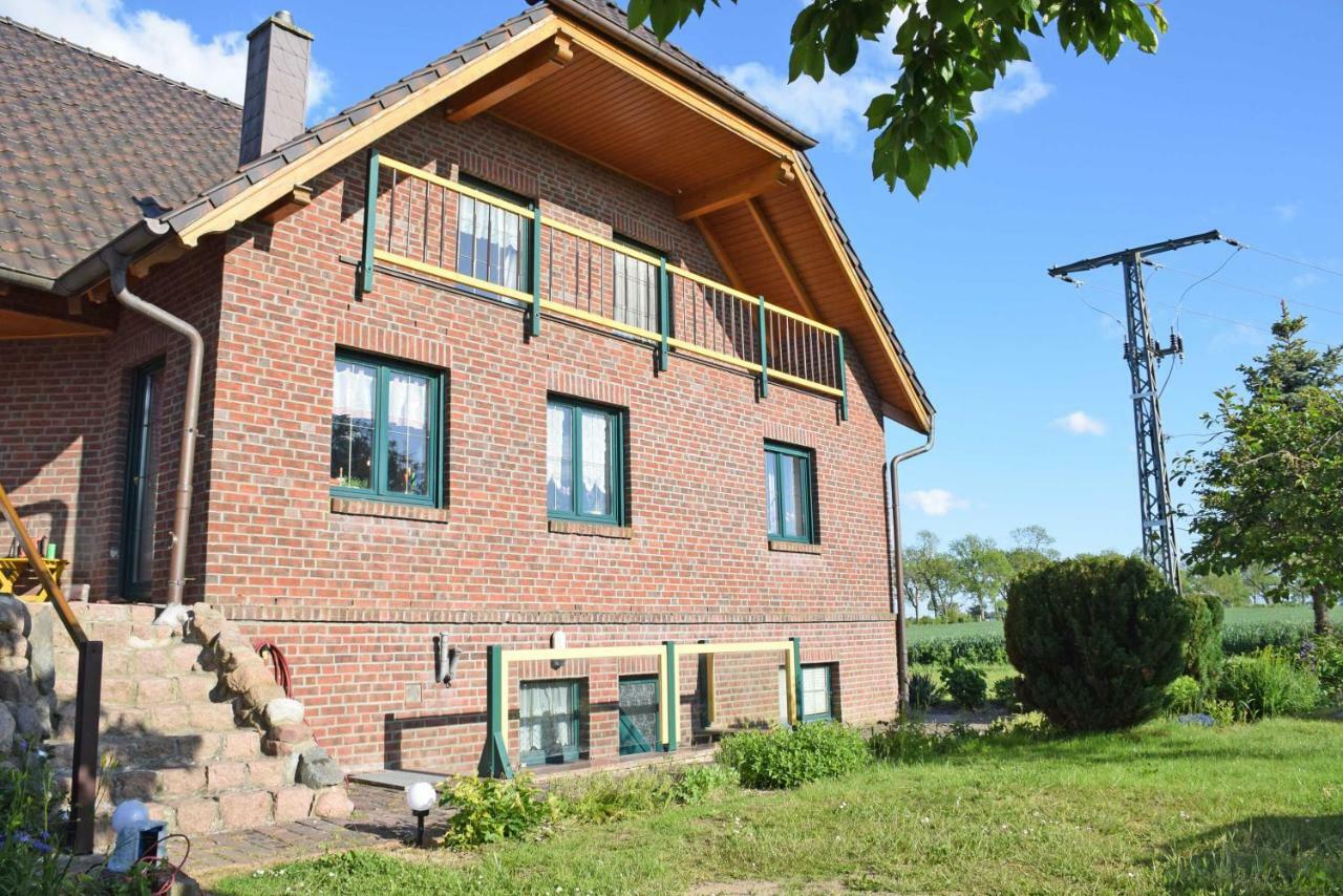 Ferienwohnung Zudar Auf Ruegen ภายนอก รูปภาพ
