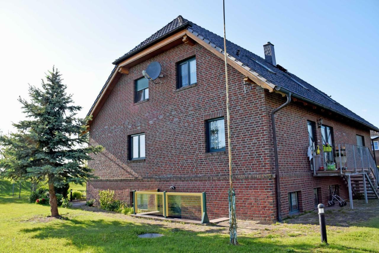 Ferienwohnung Zudar Auf Ruegen ภายนอก รูปภาพ