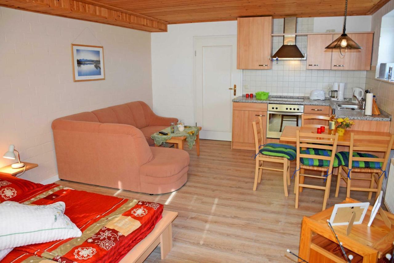 Ferienwohnung Zudar Auf Ruegen ภายนอก รูปภาพ